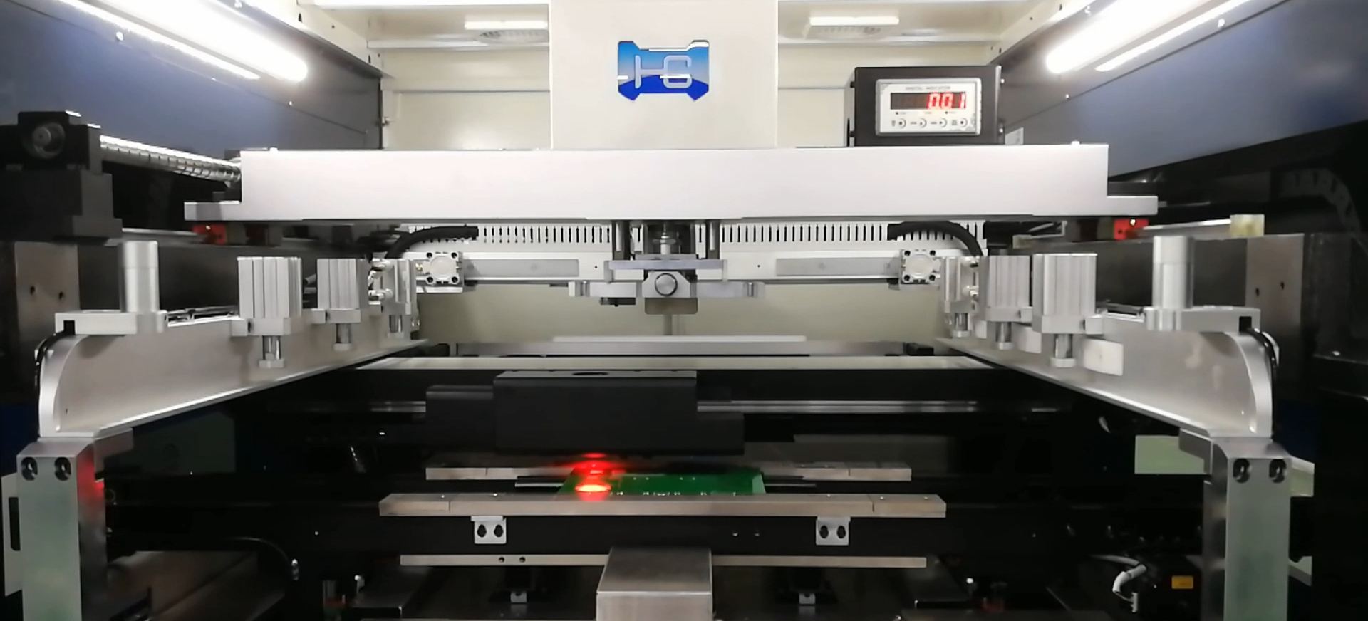 全自動SMT錫膏印刷機(jī) 全自動SMT錫膏印刷機(jī)